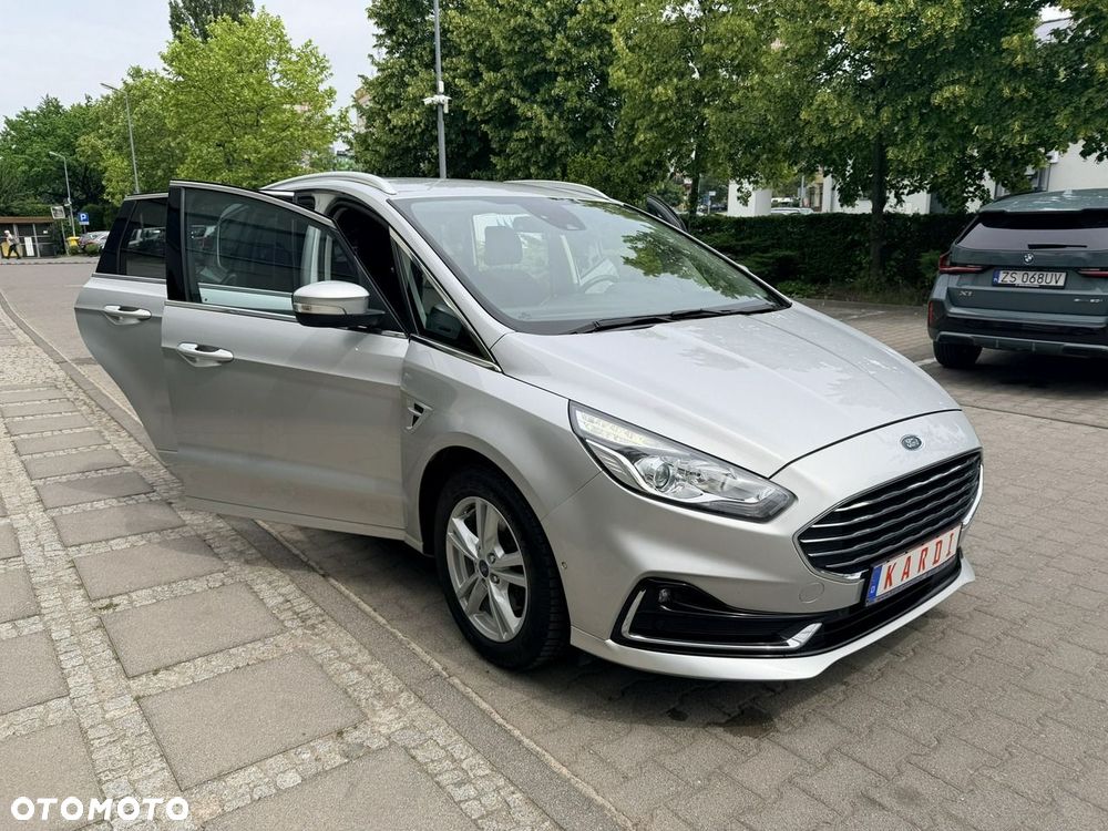 Ford S-Max - 16