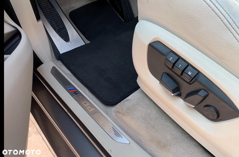 BMW X5 M M50d - 10