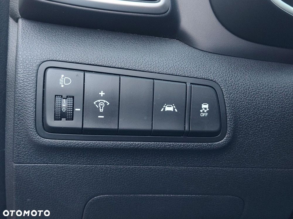 Hyundai Tucson 1.6 GDI BlueDrive Style 2WD - 16