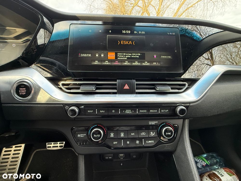 Kia Niro 1.6 GDI PHEV 2WD OPF Edition 7 - 30