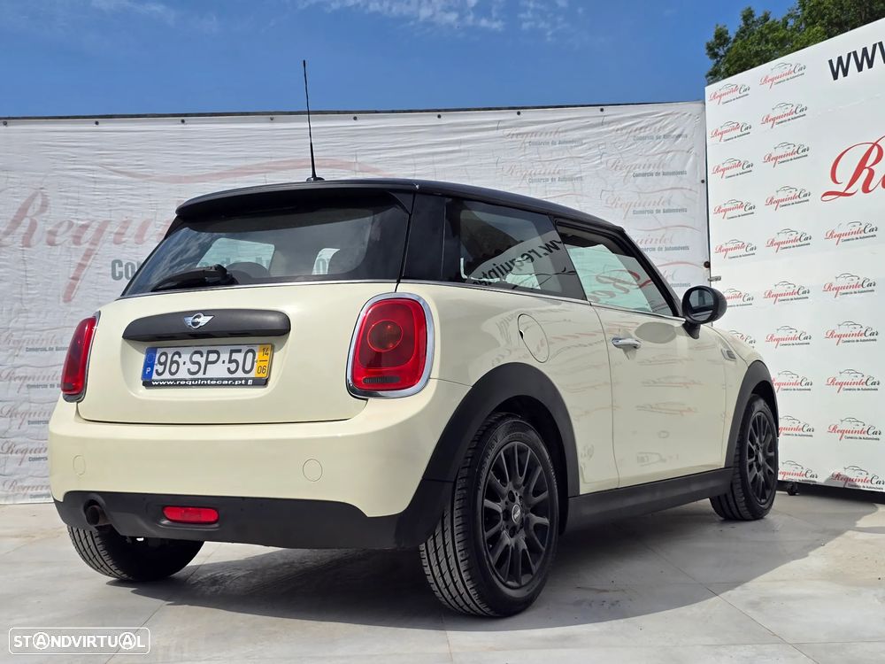 MINI 3 Portas One D - 11