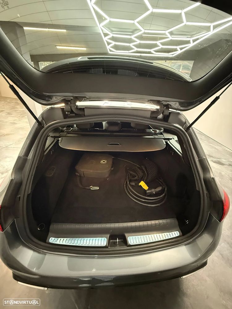 Mercedes-Benz C 300 e T 9G-TRONIC AMG Line - 15