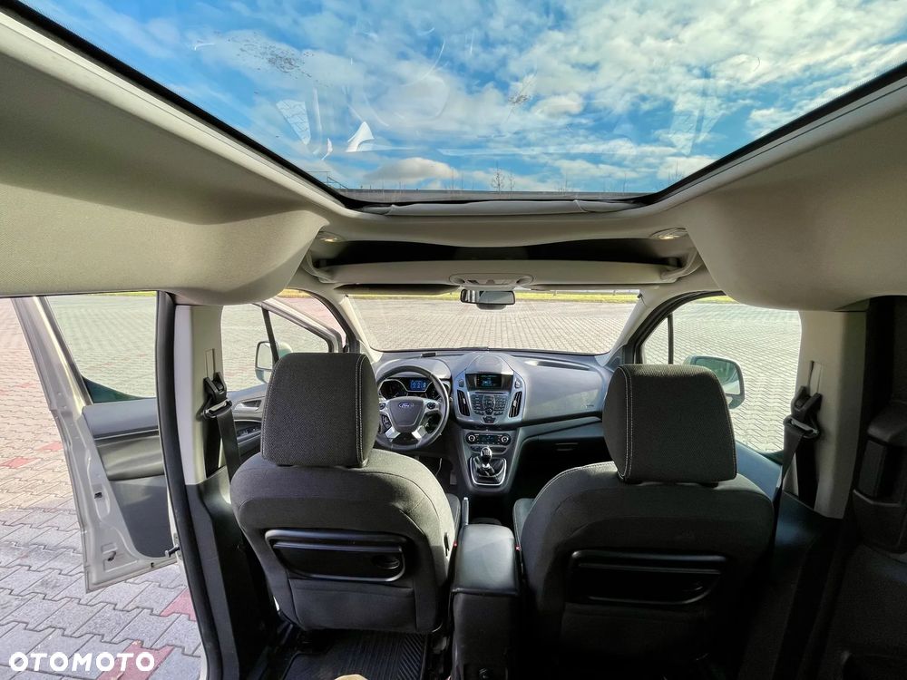 Ford Tourneo Connect 1.6 TDCi Titanium - 4