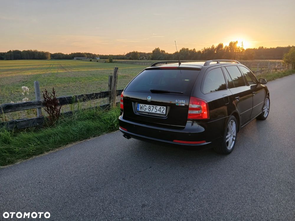 Skoda Octavia 2.0 TDI RS - 5