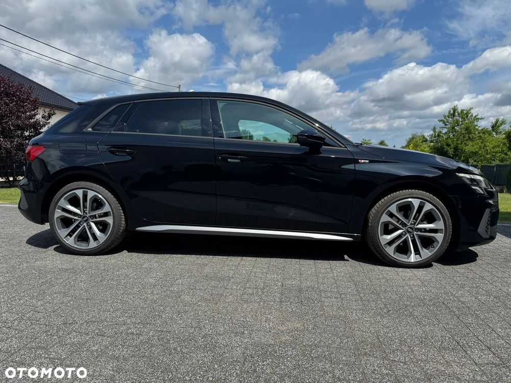 Audi A3 Sportback - 3