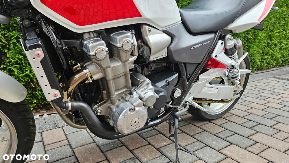 Honda CB - 22