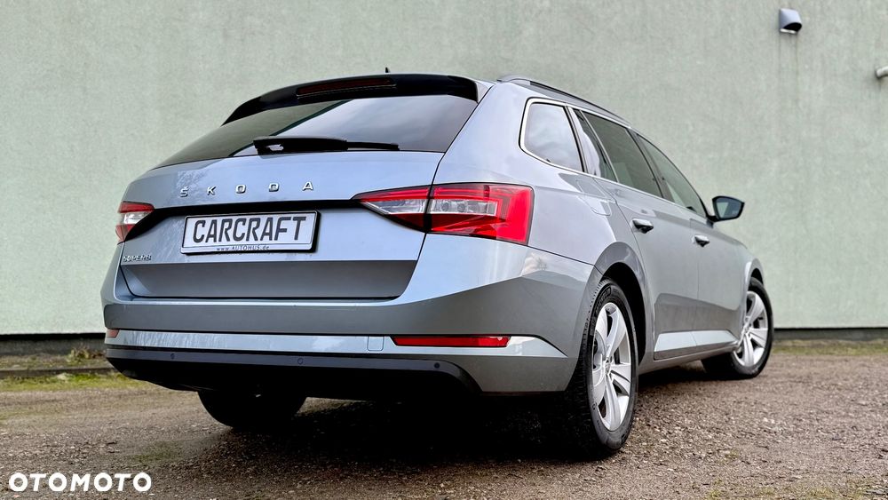 Skoda Superb 2.0 TDI DSG Premium Edition - 18