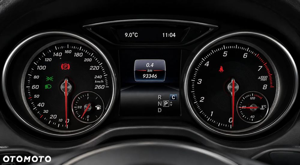 Mercedes-Benz GLA 250 7G-DCT - 19