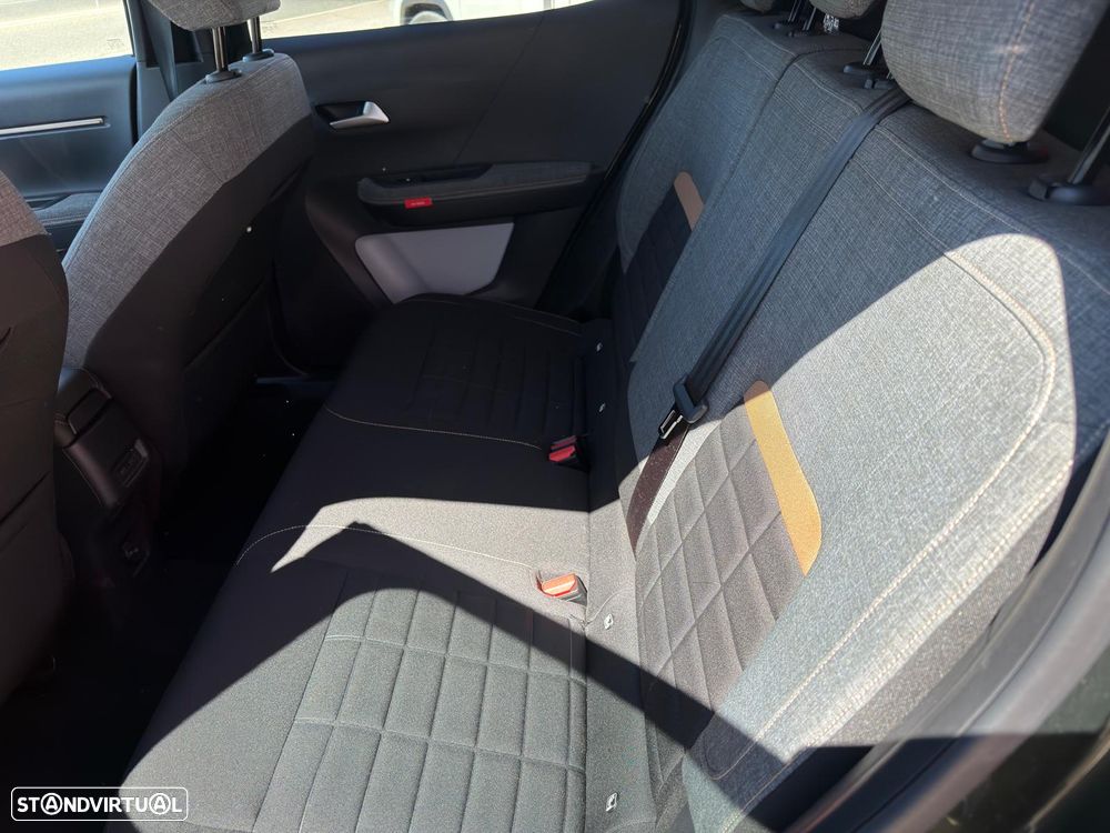 Citroën C3 Aircross Hybrid 145 PLUS - 19