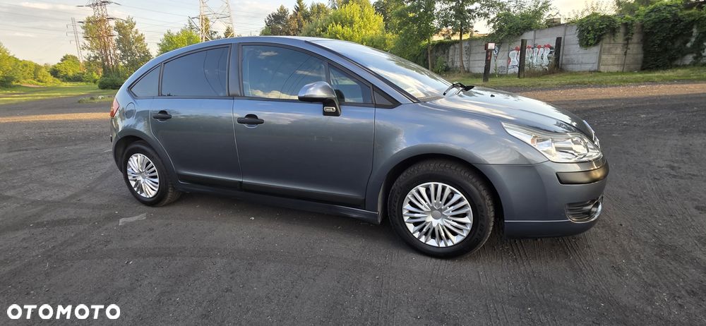 Citroën C4 1.4 16V Magic - 34