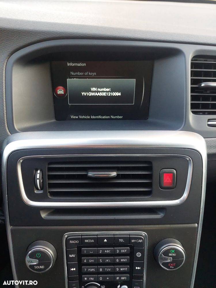 Volvo V60 D6 Plug-In-Hybrid AWD Geartronic Summum - 35