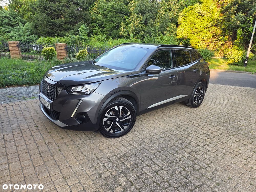 Peugeot 2008 1.5 BlueHDi Allure S&S EAT8 - 4