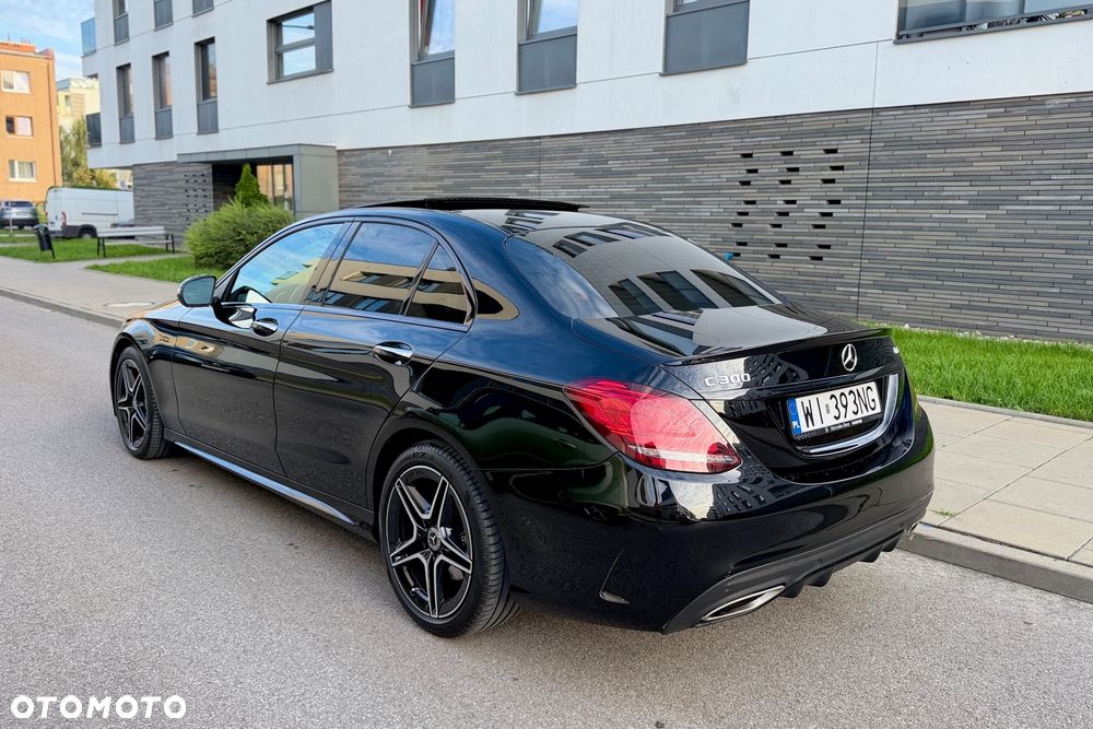 Mercedes-Benz Klasa C 300 4MATIC 9G-TRONIC - 3