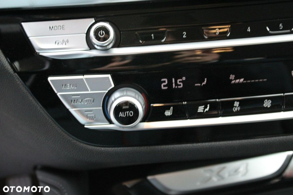 BMW X4 - 28