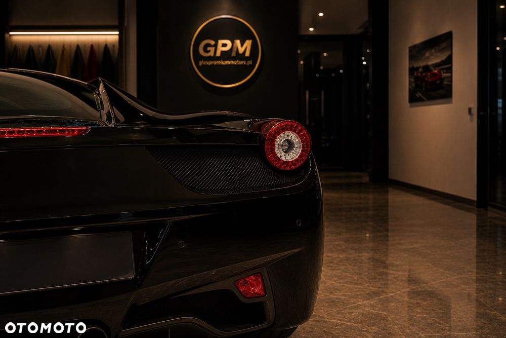 Ferrari 458 Italia - 18