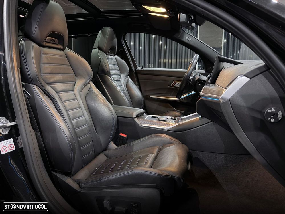BMW 330 e Touring Pack Desportivo M Pro Auto - 48