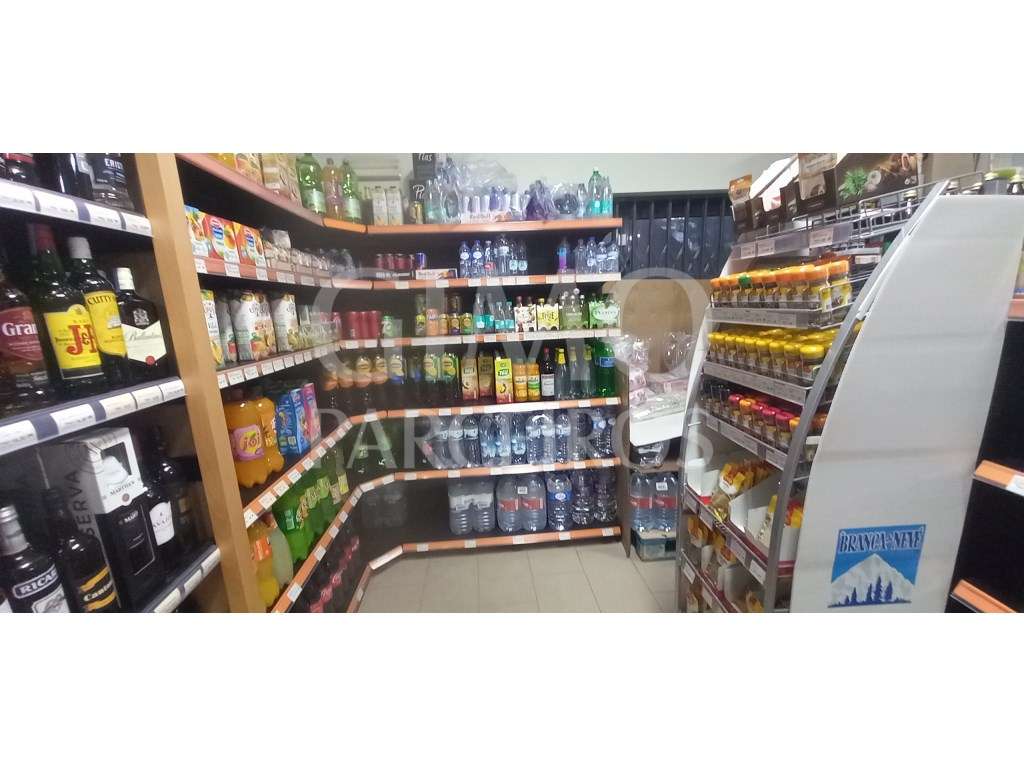 Venda de trespasse de Minimercado na Curia - Grande imagem: 5/10