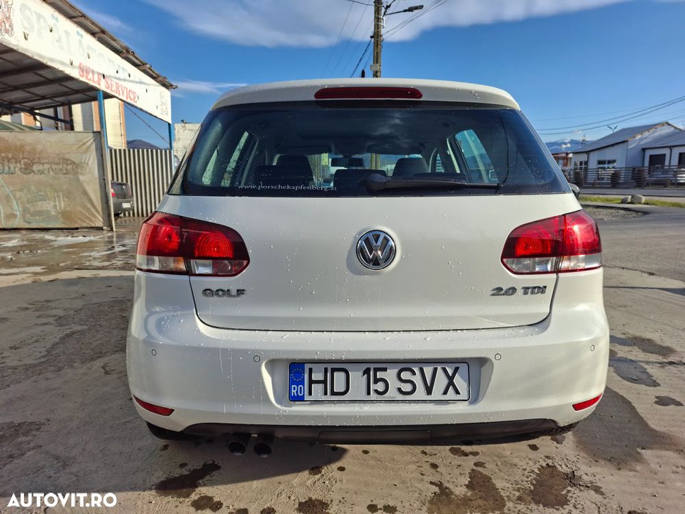 Volkswagen Golf 2.0 TDI DPF DSG Exclusive - 3
