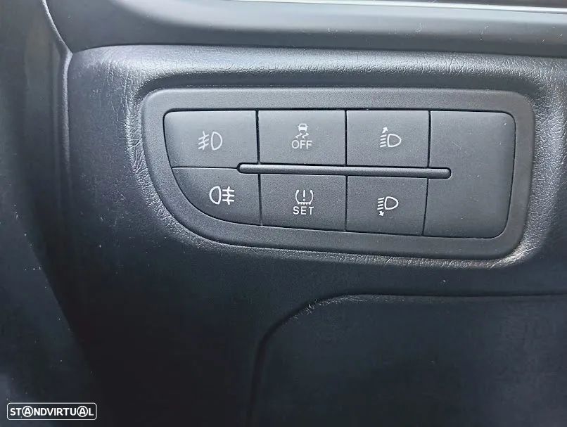 Fiat Tipo Station Wagon 1.3 M-Jet Lounge - 33