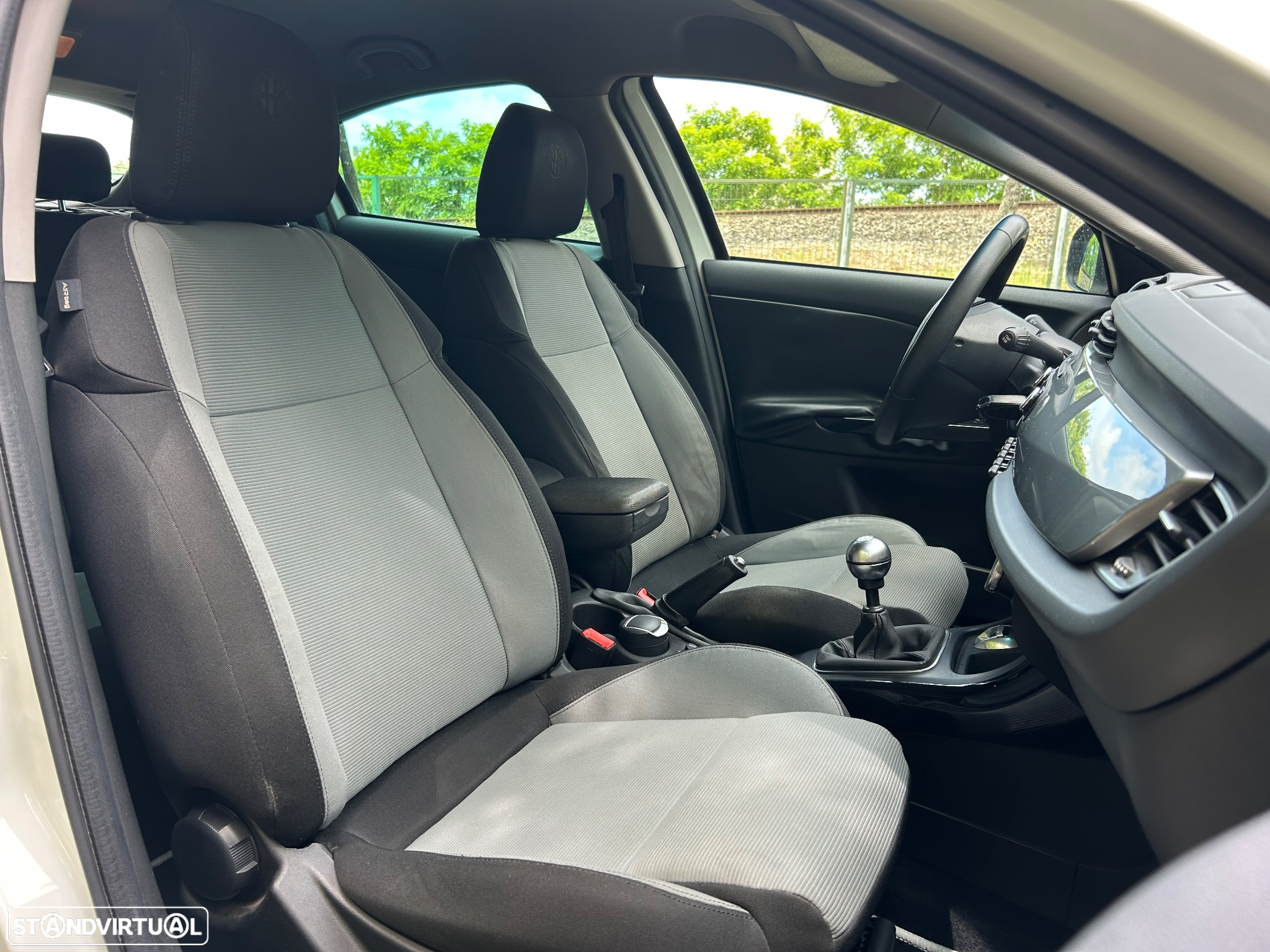 Alfa Romeo Giulietta 1.4 T Multiair Distinctive - 7