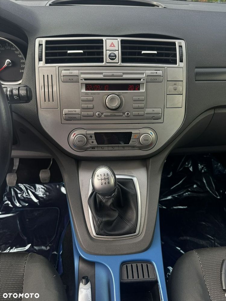 Ford Kuga - 21