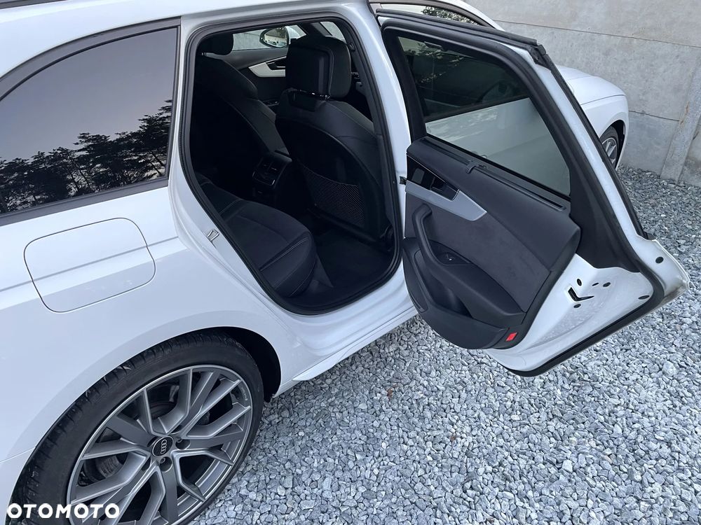 Audi A4 Avant - 19