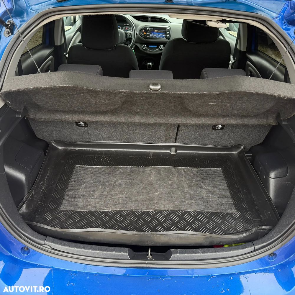 Toyota Yaris - 8