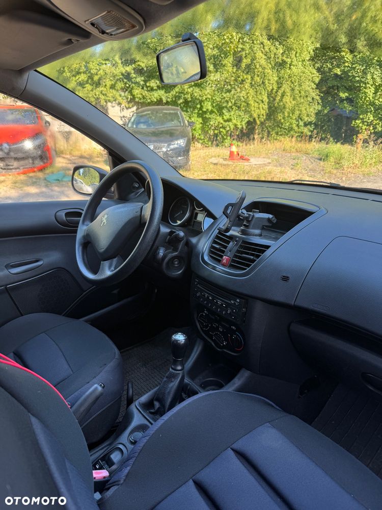 Peugeot 206 - 15