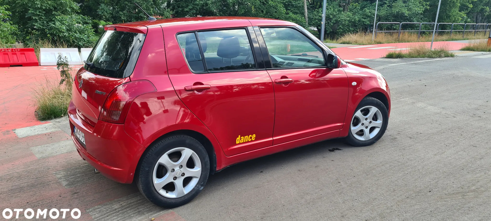 Suzuki Swift - 3