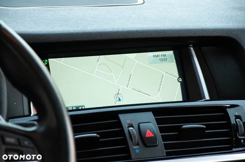 BMW X4 xDrive28i - 33