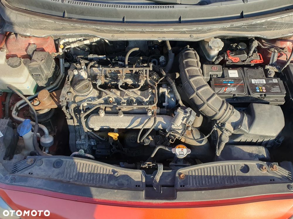 Hyundai i20 1.1 CRDi Trend - 5