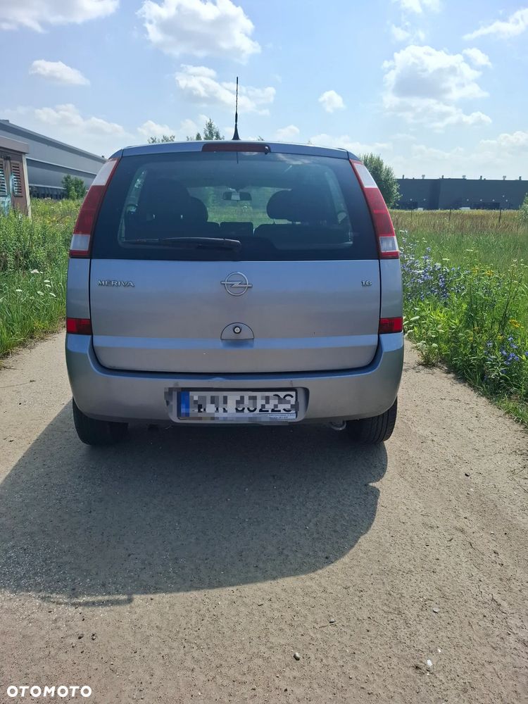 Opel Meriva 1.6 16V Cosmo - 3