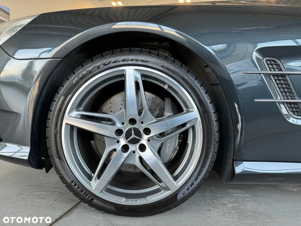 Mercedes-Benz SL 500 7G-TRONIC - 9