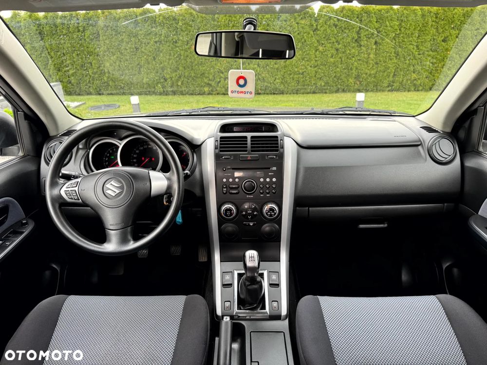 Suzuki Grand Vitara 1.6 - 8