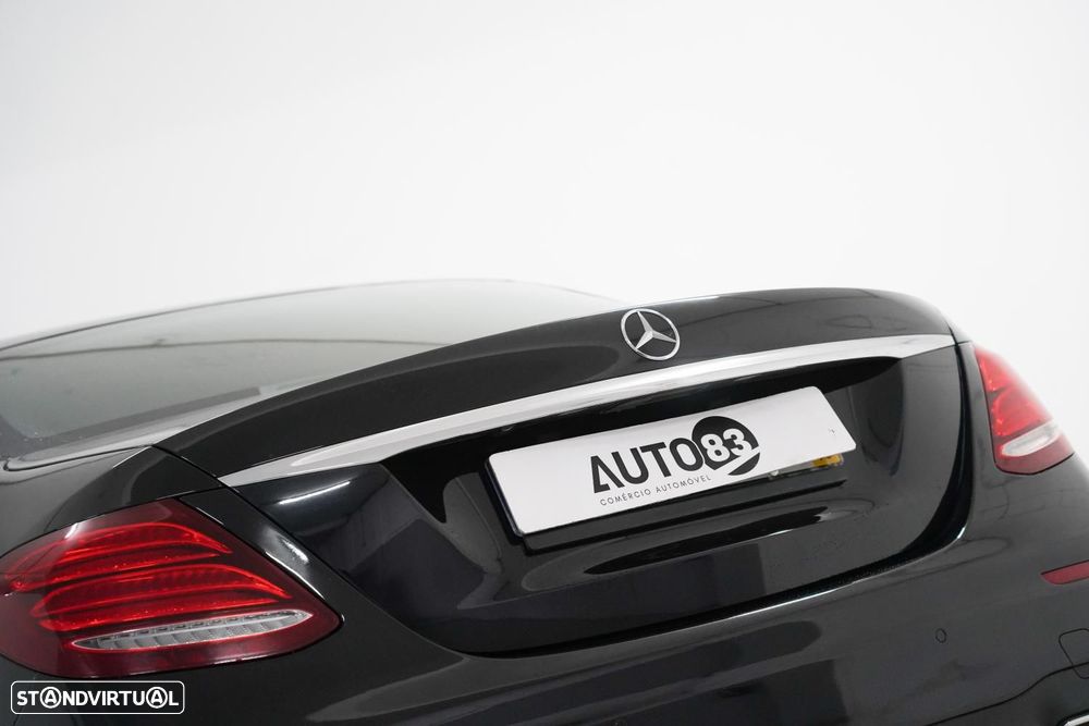 Mercedes-Benz E 220 d AMG Line - 19