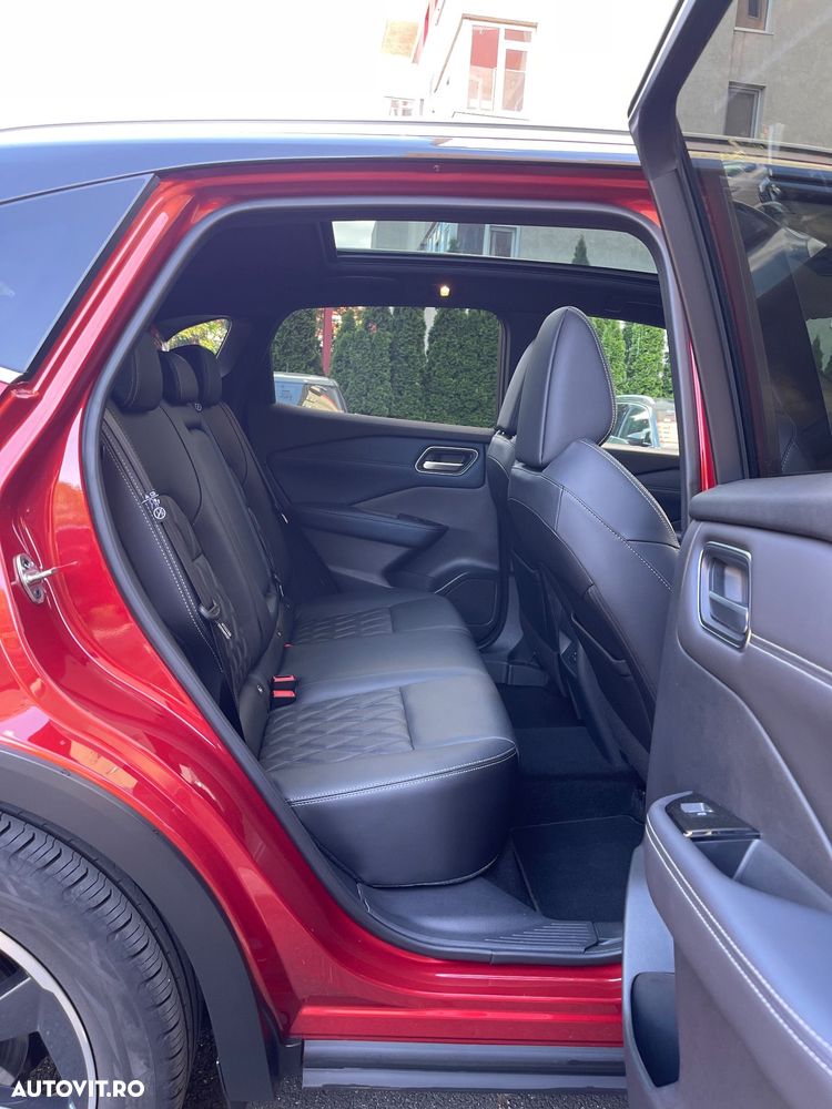 Nissan Qashqai 1.3 l MHEV X-Tronic 4WD Tekna Plus - 12