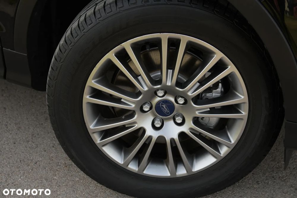 Ford Kuga 1.5 TDCi 2x4 Trend - 18