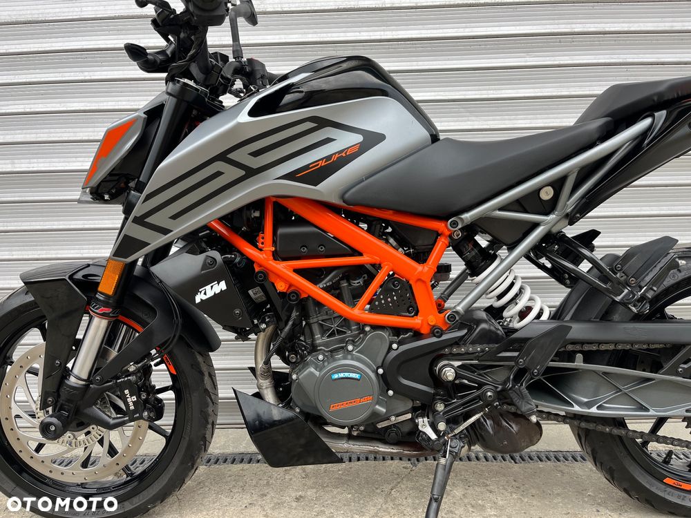 KTM Duke - 32
