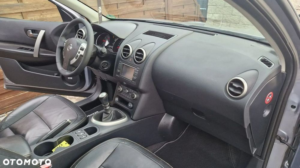 Nissan Qashqai 2.0 360 - 17