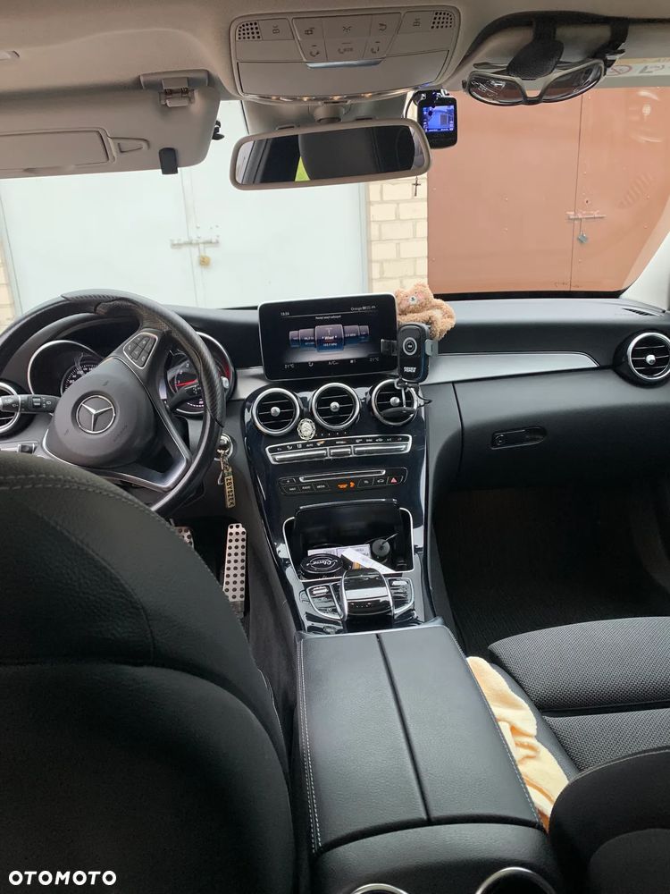 Mercedes-Benz Klasa C 180 9G-TRONIC Edition - 4