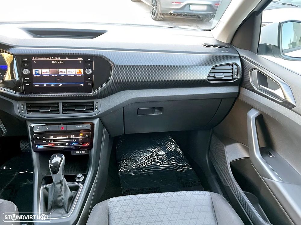 VW T-Cross 1.0 TSI Life DSG - 12