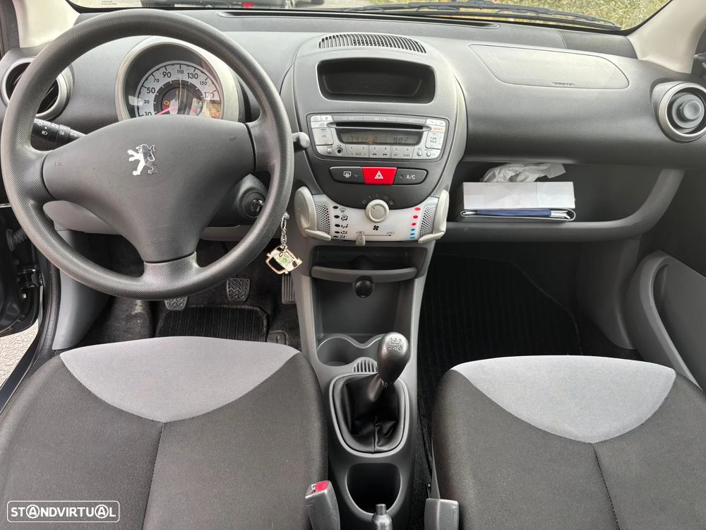 Peugeot 107 1.0 Urban - 6