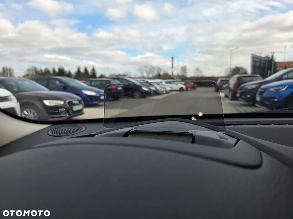 Mazda 2 SKYACTIV-G 90 Homura - 36