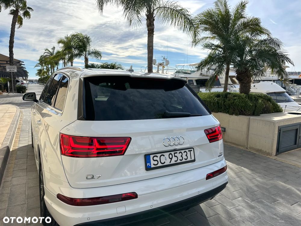 Audi Q7 3.0 TDI ultra Quattro Tiptronic - 5