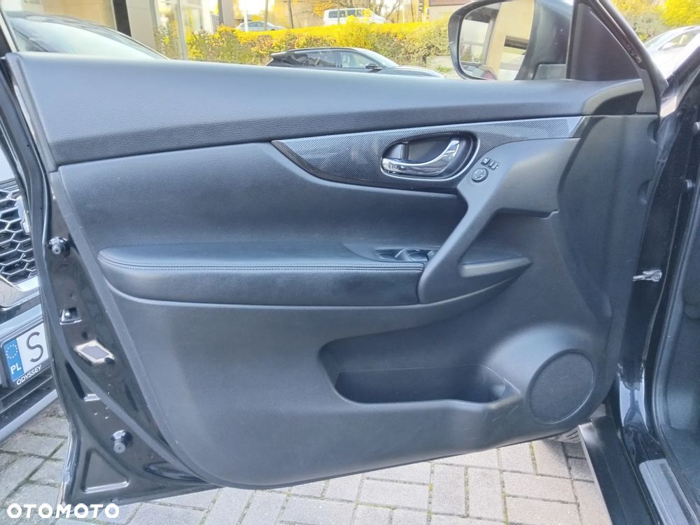 Nissan X-Trail 1.6 DIG-T N-Connecta 2WD - 17