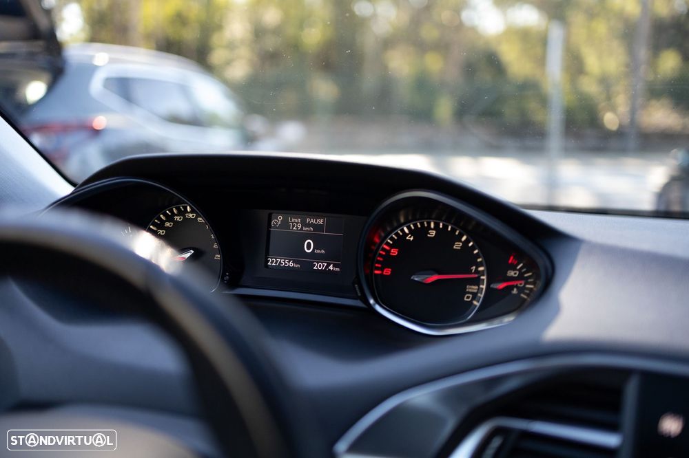 Peugeot 308 2.0 BlueHDi Allure - 12