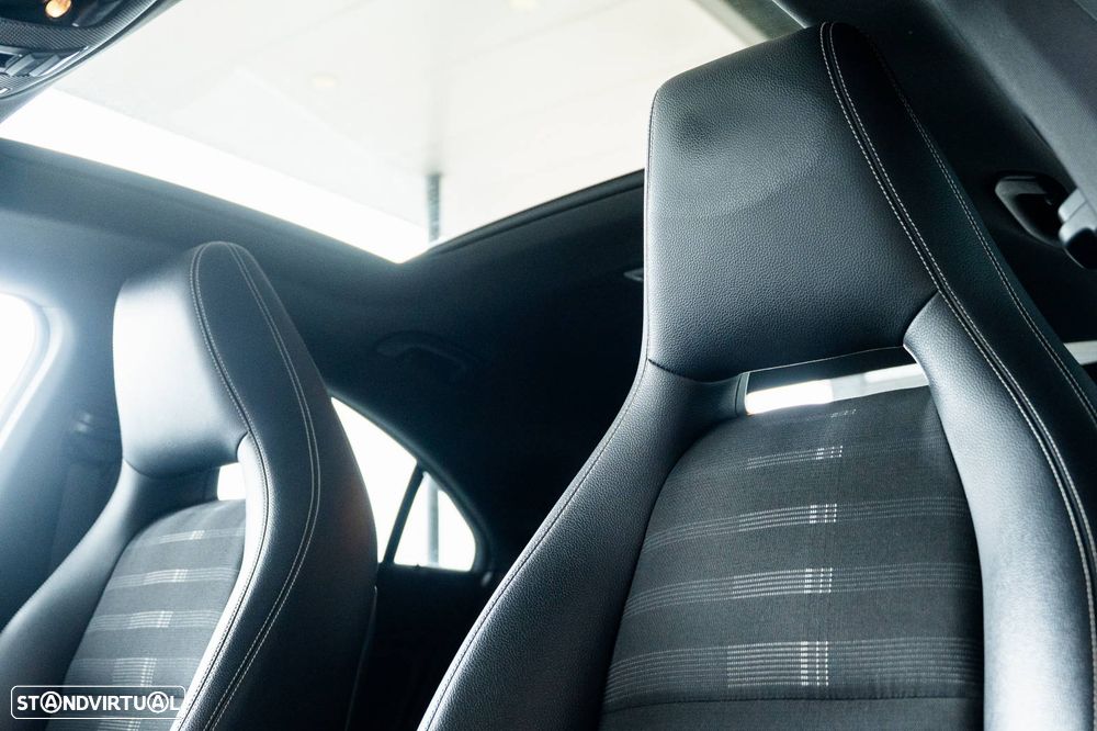 Mercedes-Benz CLA 180 d - 19
