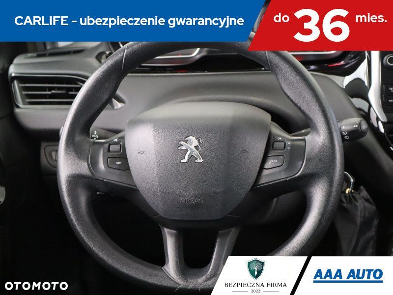 Peugeot 208 - 19