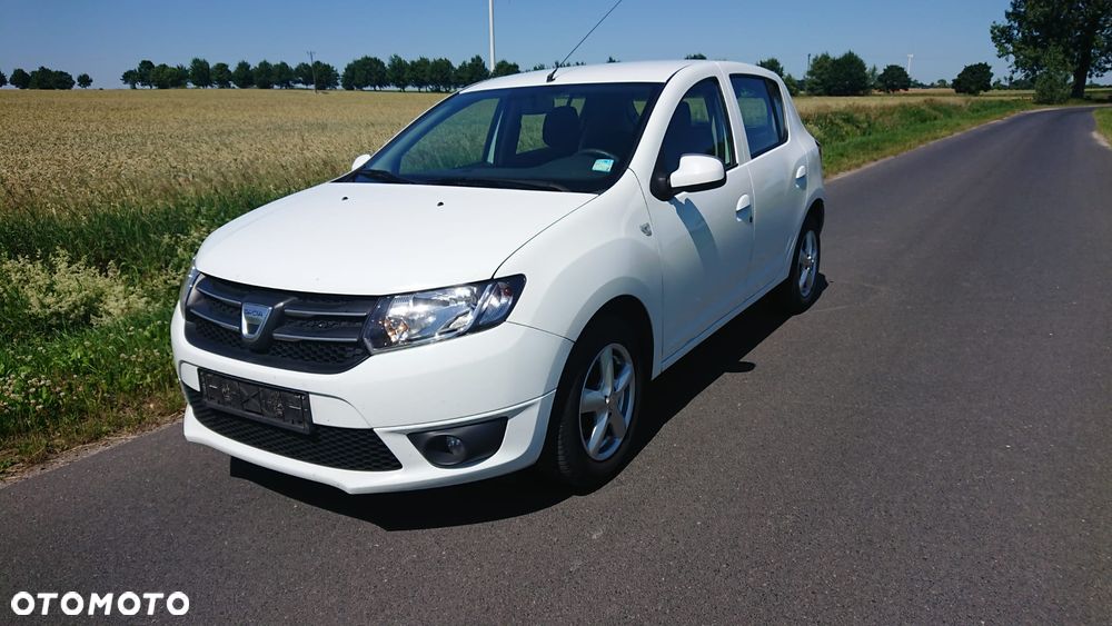 Dacia Sandero 1.2 16V 75 Laureate - 2