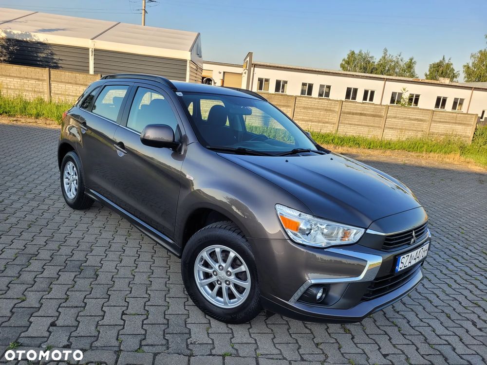 Mitsubishi ASX - 4